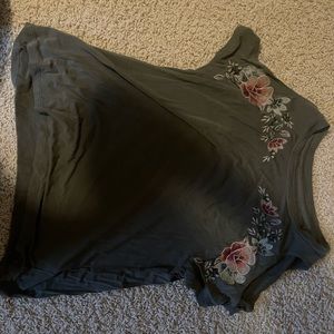 Cutoff short sleeves shirt!